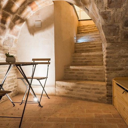 El Aljibe De San Cipriano - Apartamentos Aloha Toledo Buitenkant foto